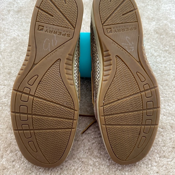 Women’s Sperry Topsiders Leather and Gold - Picture 4 of 6